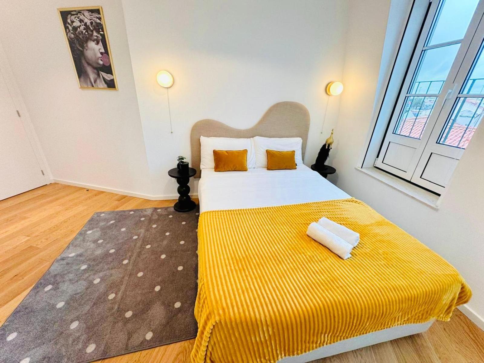 Lisbon Pink House II Beautiful 2 Bedroom Flat In City Center Exteriör bild