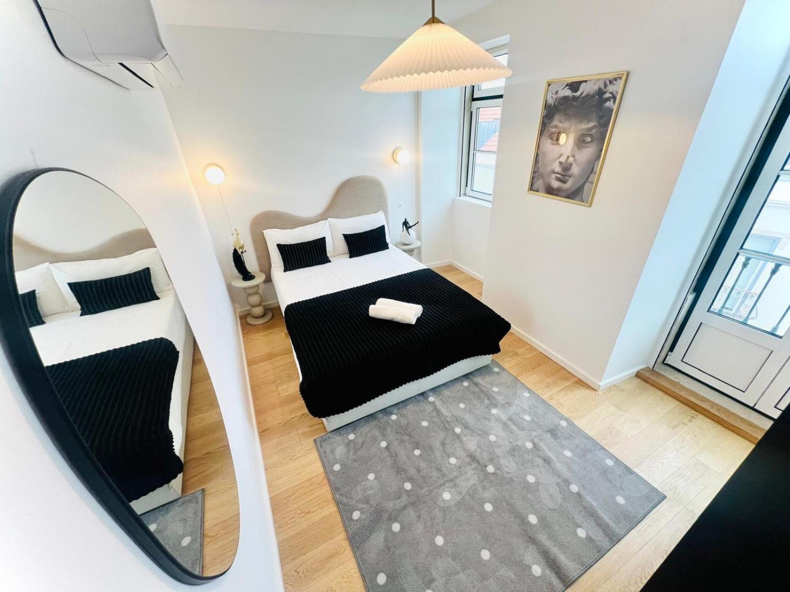 Lisbon Pink House II Beautiful 2 Bedroom Flat In City Center Exteriör bild