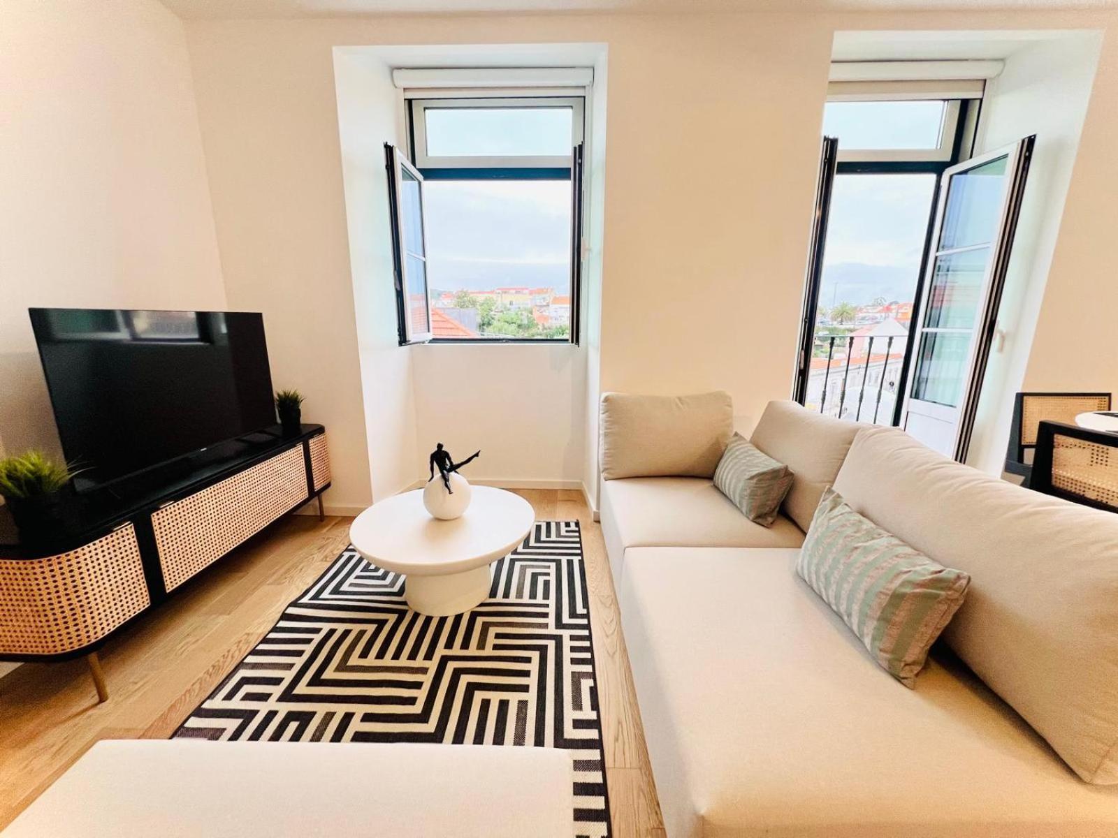 Lisbon Pink House II Beautiful 2 Bedroom Flat In City Center Exteriör bild