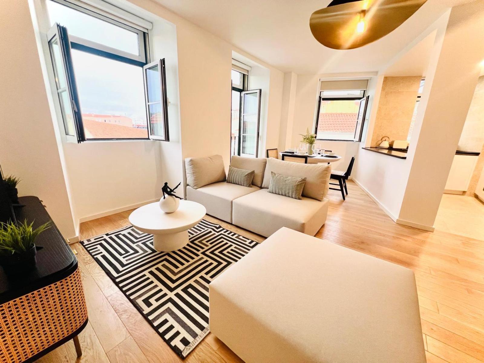 Lisbon Pink House II Beautiful 2 Bedroom Flat In City Center Exteriör bild