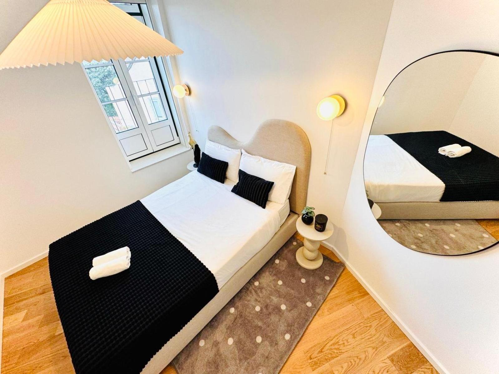 Lisbon Pink House II Beautiful 2 Bedroom Flat In City Center Exteriör bild