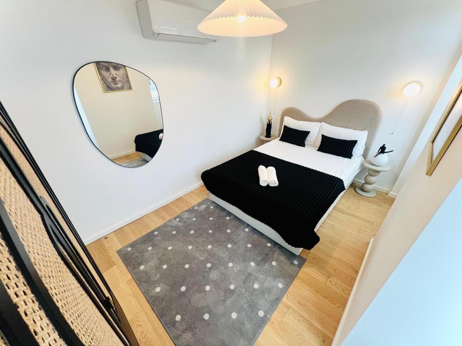 Lisbon Pink House II Beautiful 2 Bedroom Flat In City Center Exteriör bild