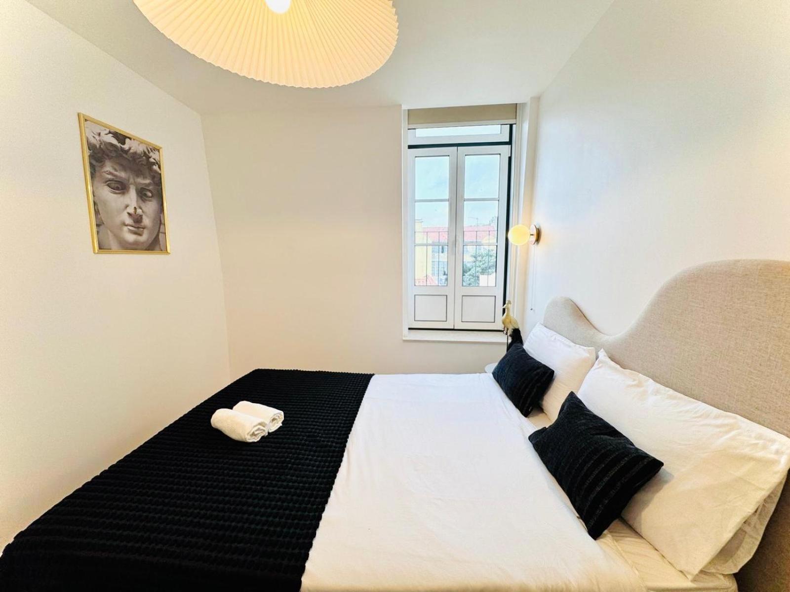 Lisbon Pink House II Beautiful 2 Bedroom Flat In City Center Exteriör bild