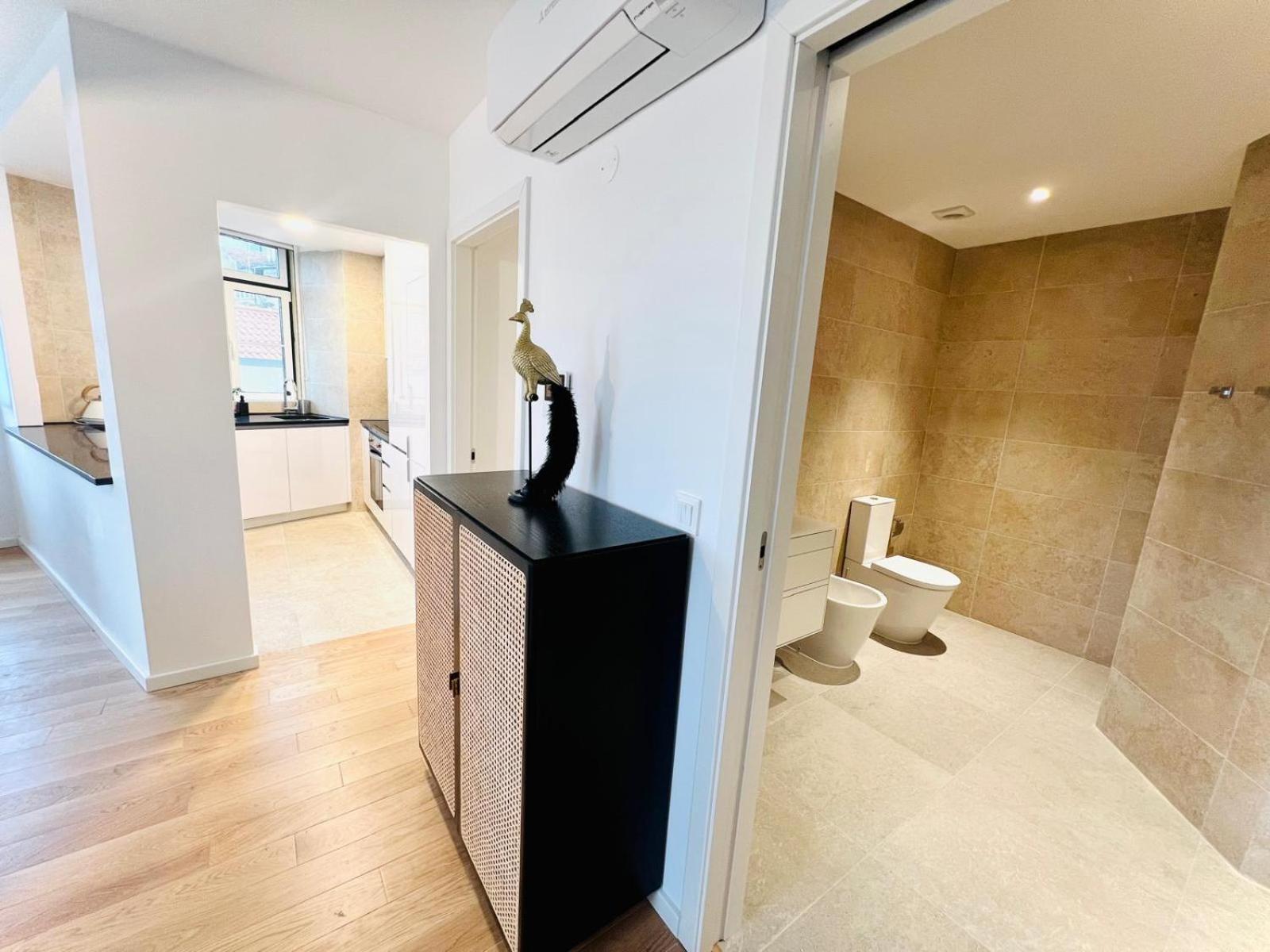 Lisbon Pink House II Beautiful 2 Bedroom Flat In City Center Exteriör bild