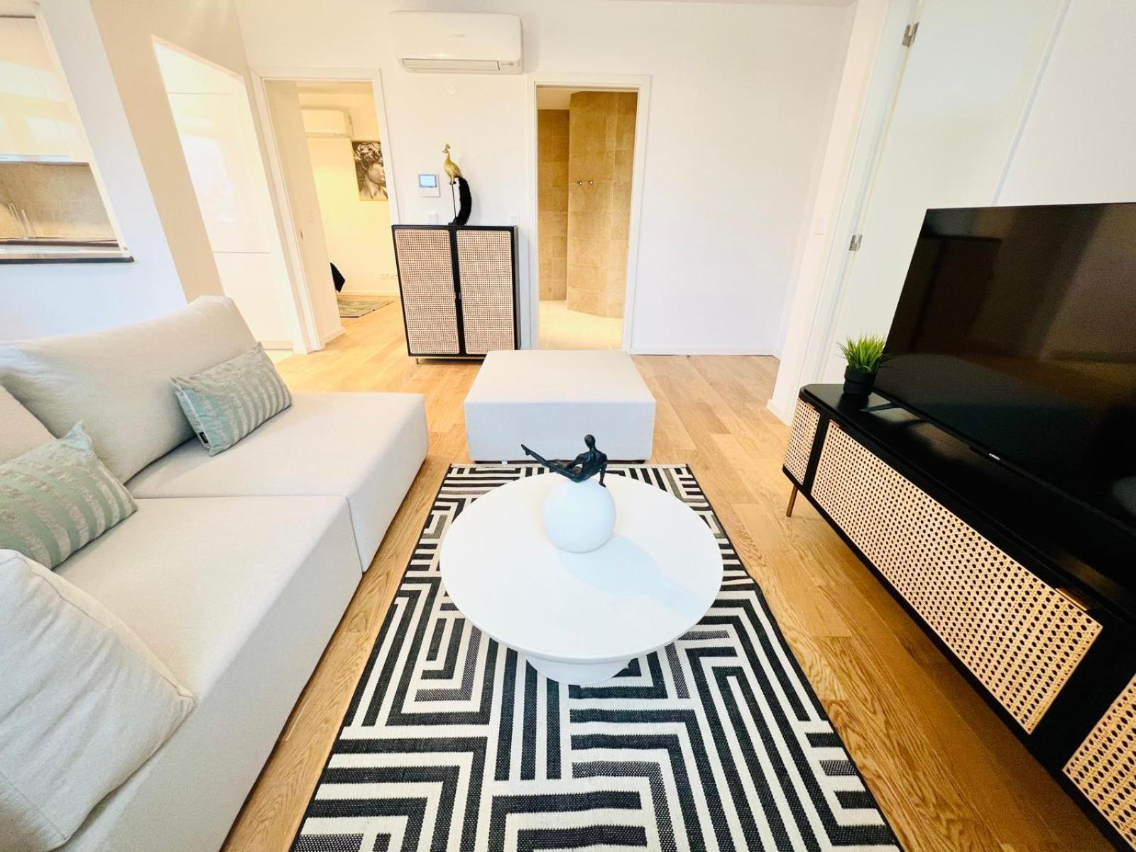 Lisbon Pink House II Beautiful 2 Bedroom Flat In City Center Exteriör bild