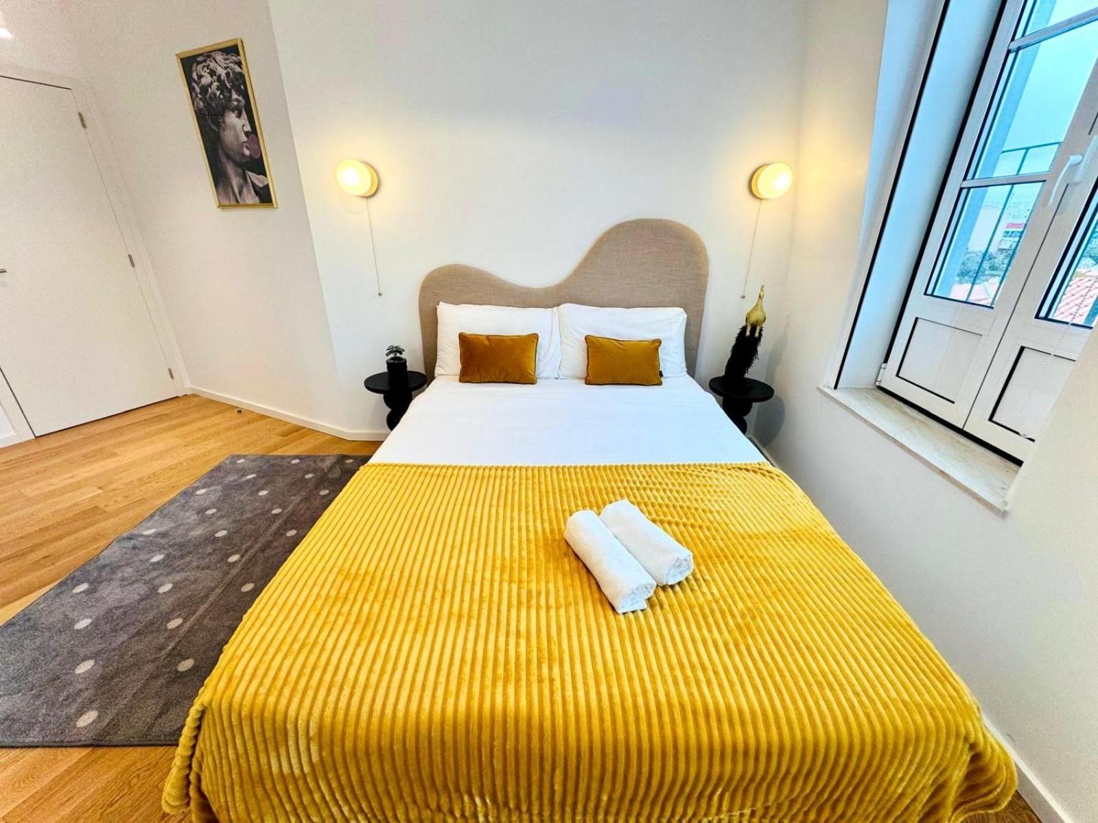 Lisbon Pink House II Beautiful 2 Bedroom Flat In City Center Exteriör bild