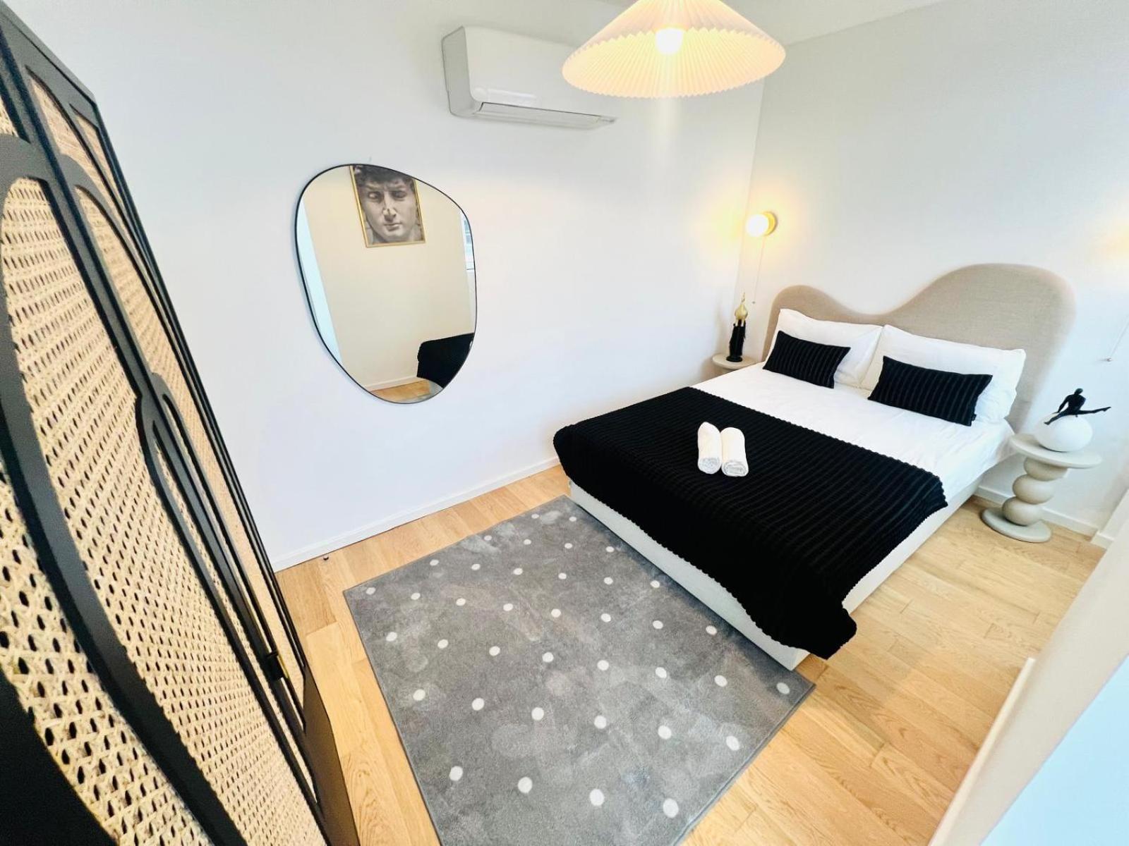 Lisbon Pink House II Beautiful 2 Bedroom Flat In City Center Exteriör bild