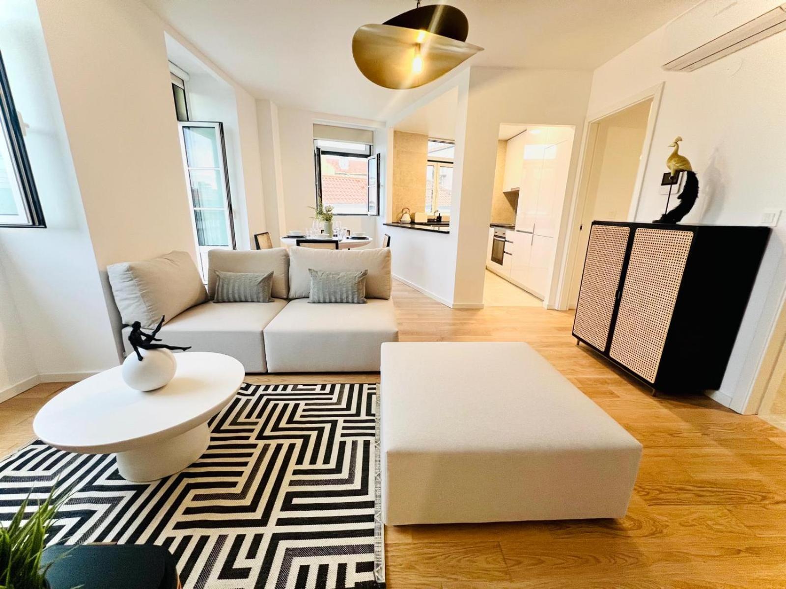 Lisbon Pink House II Beautiful 2 Bedroom Flat In City Center Exteriör bild